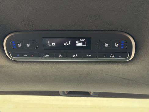 Used 2026 Hyundai Palisade Calligraphy AWD/4WD image 37