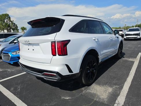 Certified 2023 Kia Sorento SX FWD image 9