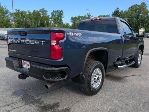 Used 2022 Chevrolet Silverado 2500 W/T w/ WT Convenience Package AWD/4WD image 8