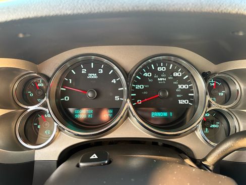 Used 2013 Chevrolet Silverado 3500 LT w/ Convenience Package image 30