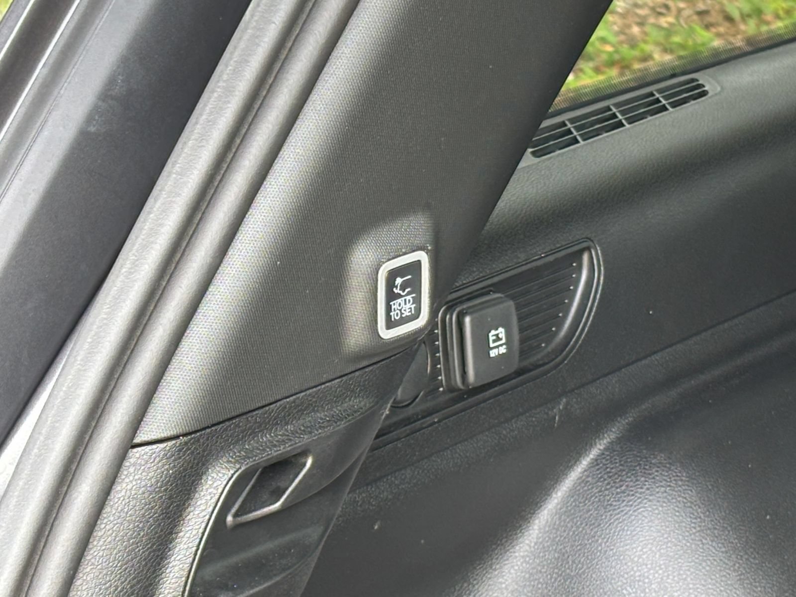 Used 2026 Jeep Grand Cherokee Limited AWD/4WD image 24