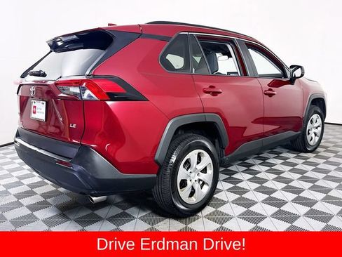 Certified 2021 Toyota RAV4 LE FWD image 21