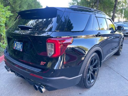 Used 2023 Ford Explorer ST w/ Equipment Group 401A AWD/4WD image 4