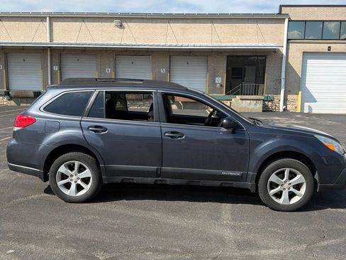 Used 2014 Subaru Outback 2.5i Premium AWD/4WD image 5