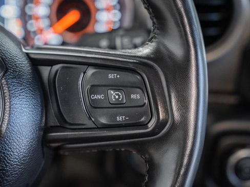 Used 2023 Jeep Gladiator Sport AWD/4WD image 27