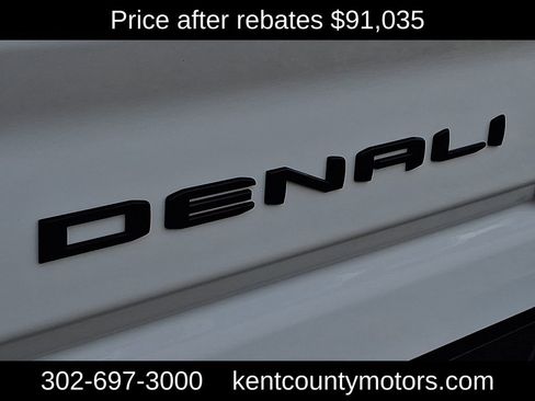 New 2026 GMC Sierra 2500 Denali Ultimate w/ LPO, Black Badging Package image 24