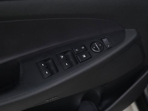 Used 2017 Hyundai Tucson SE Plus image 19