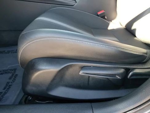 Used 2023 Honda Civic Sport image 14