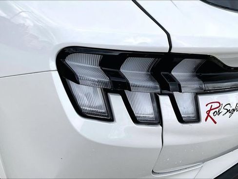 Used 2025 Ford Mustang Mach-E Premium AWD/4WD image 22