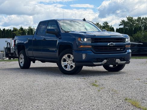 Used 2018 Chevrolet Silverado 1500 LT w/ All Star Edition AWD/4WD image 13