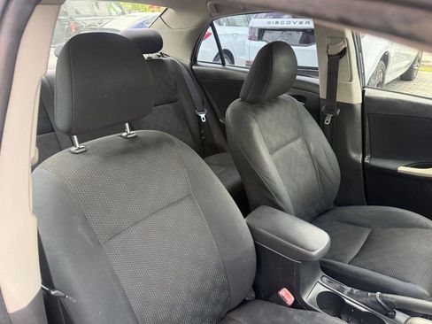 Used 2010 Toyota Corolla FWD image 31