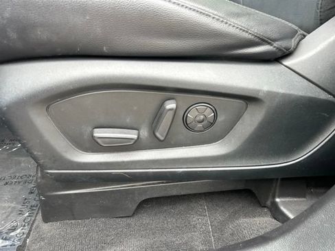 Used 2022 Ford Explorer ST w/ Equipment Group 401A AWD/4WD image 16
