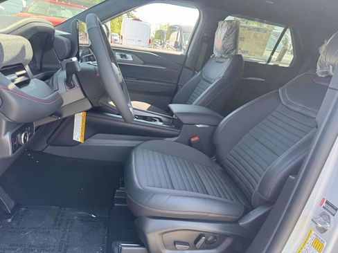 New 2026 Ford Explorer ST-Line AWD/4WD image 14