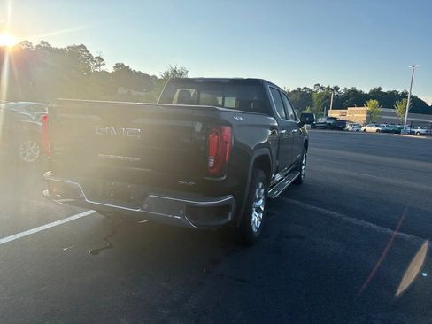 Used 2020 GMC Sierra 1500 SLT w/ SLT Premium Plus Package AWD/4WD image 2
