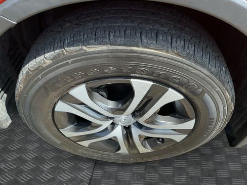 Used 2016 Toyota RAV4 LE AWD/4WD image 14