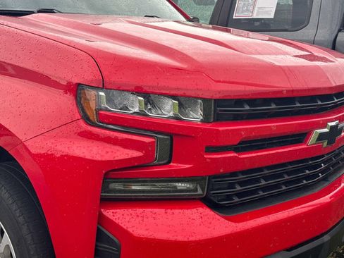 Used 2021 Chevrolet Silverado 1500 RST w/ Bed Protection Package AWD/4WD image 3