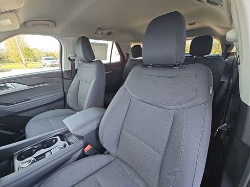 New 2026 Ford Explorer Active image 11