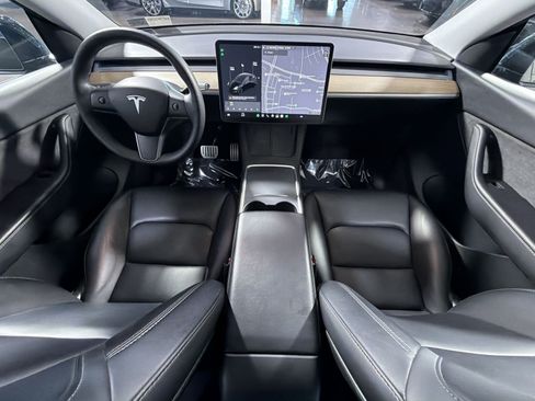 Used 2022 Tesla Model Y Performance AWD/4WD image 33