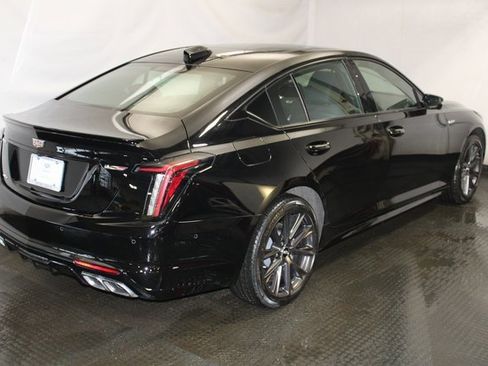 Used 2025 Cadillac CT5 V image 4
