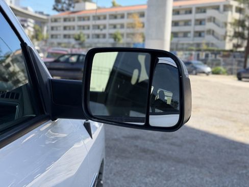 Used 2018 RAM 1500 Big Horn image 13