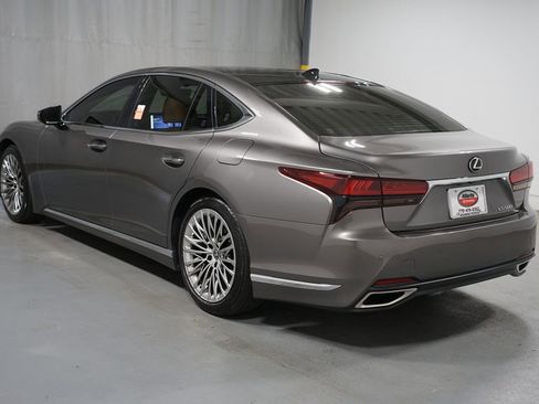 Used 2024 Lexus LS 500 w/ Interior Upgrade Package RWD image 6