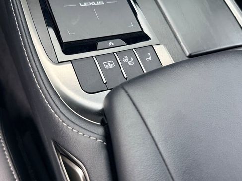 Used 2021 Lexus LS 500 w/ Accessory Package (Z2) image 8