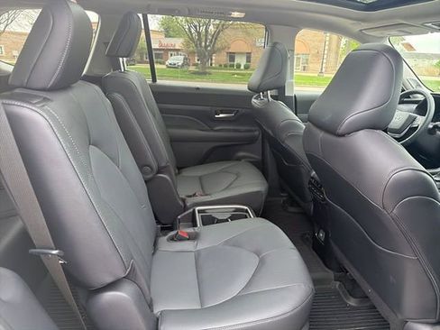 Used 2026 Toyota Grand Highlander Limited image 13