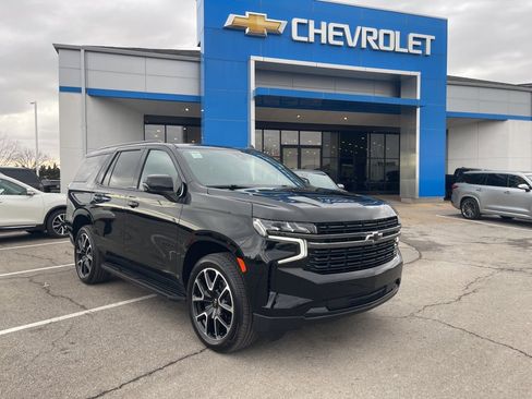 Used 2021 Chevrolet Tahoe RST w/ Luxury Package image 1