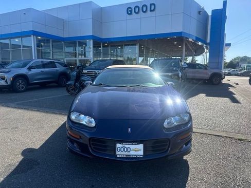 Used 1998 Chevrolet Camaro Z28 w/ Sport Appearance Pkg RWD image 8