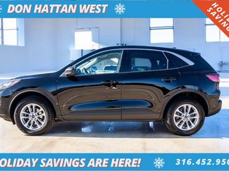 Used 2022 Ford Escape SE w/ Cold Weather Package video 2