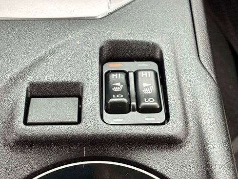 Used 2023 Subaru Impreza Premium image 16