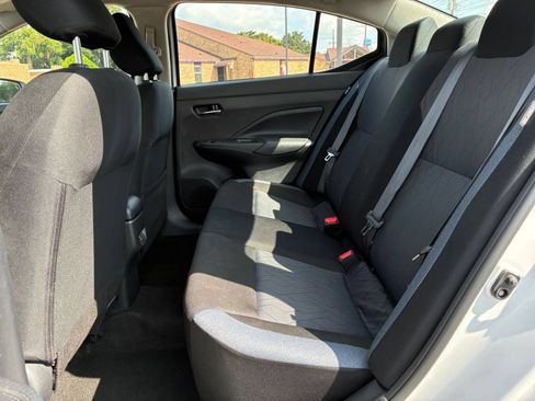 Used 2025 Nissan Versa SV FWD image 19