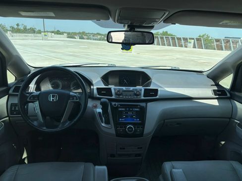 Used 2016 Honda Odyssey EX-L image 9