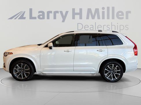Used 2017 Volvo XC90 T6 Momentum w/ Vision Package AWD/4WD image 2
