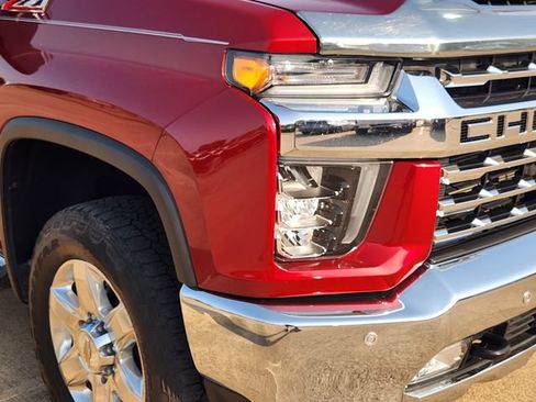 Used 2022 Chevrolet Silverado 2500 LTZ w/ LTZ Plus Package AWD/4WD image 5