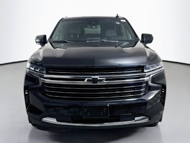 Used 2023 Chevrolet Suburban LT RWD image 2