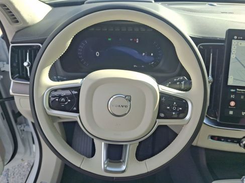 New 2026 Volvo XC90 B6 Ultra w/ Lounge Package image 17