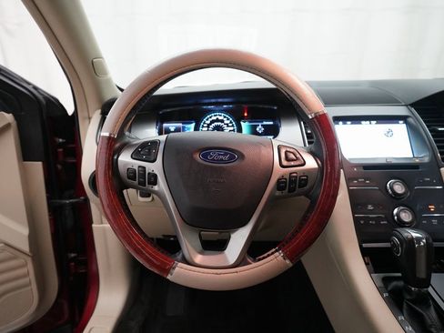 Used 2016 Ford Taurus SEL w/ Equipment Group 201A image 4