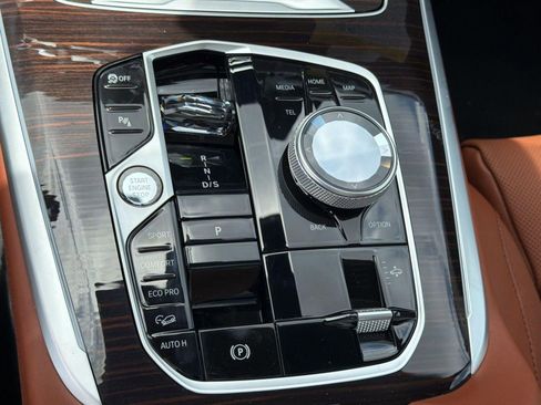 New 2027 BMW X7 M60i AWD/4WD image 17