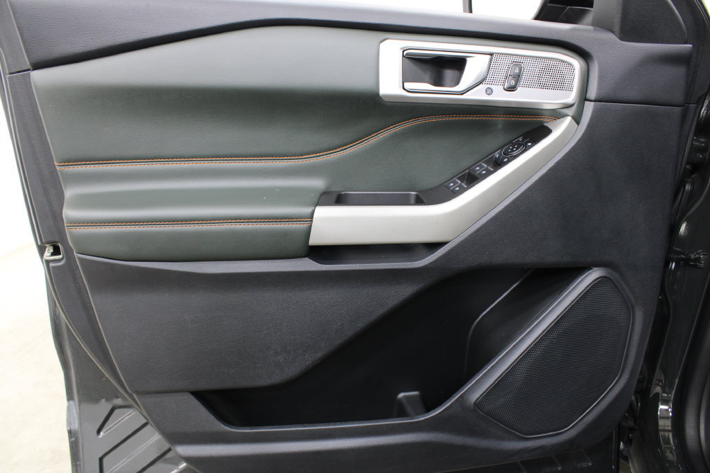Used 2022 Ford Explorer Timberline w/ Timberline Technology Package AWD/4WD image 18