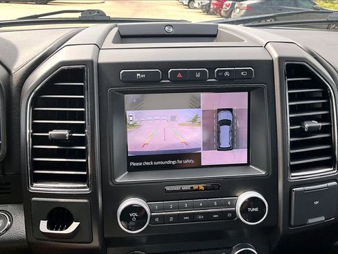 Used 2021 Ford Expedition Limited RWD image 26
