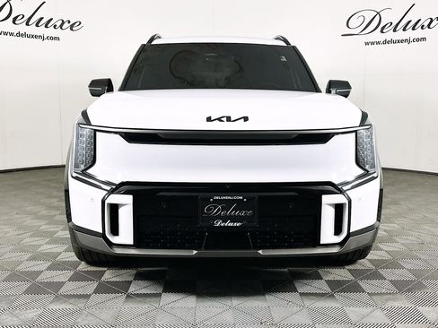 Used 2025 Kia EV9 GT-Line AWD/4WD image 2