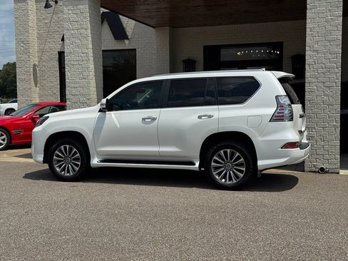 Used 2022 Lexus GX 460 Luxury w/ Accessory Package AWD/4WD image 8