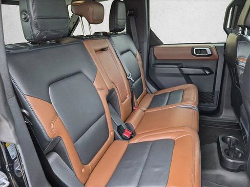 Used 2024 Ford Bronco Outer Banks AWD/4WD image 19