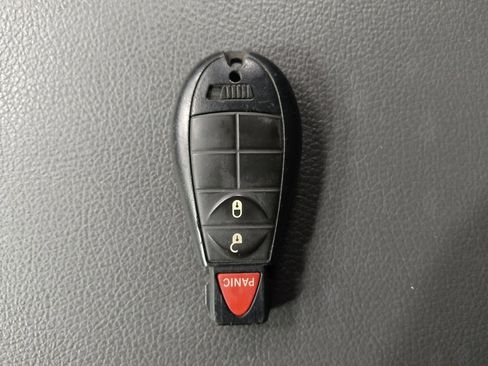 Used 2017 RAM 1500 Tradesman image 32