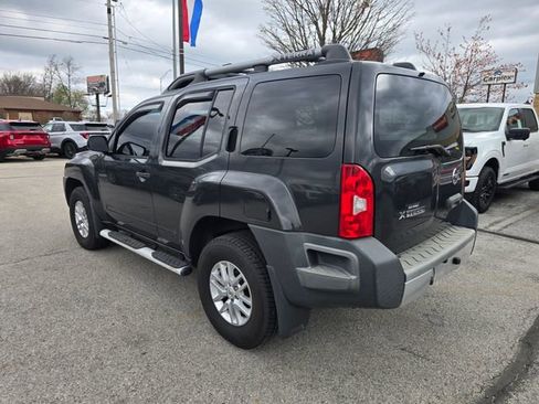 Used 2015 Nissan Xterra S image 5