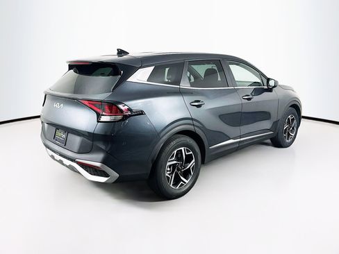 Used 2024 Kia Sportage LX image 9