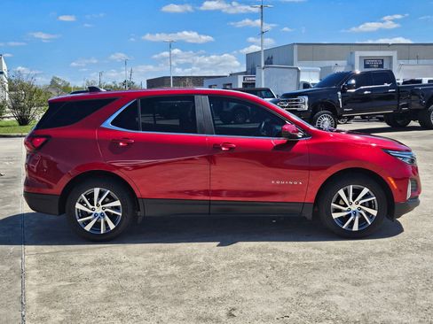 Used 2024 Chevrolet Equinox LT w/ LPO, Floor Liner Package image 2