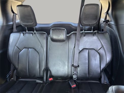 Used 2023 Chrysler Pacifica Touring-L w/ S Appearance Package image 24