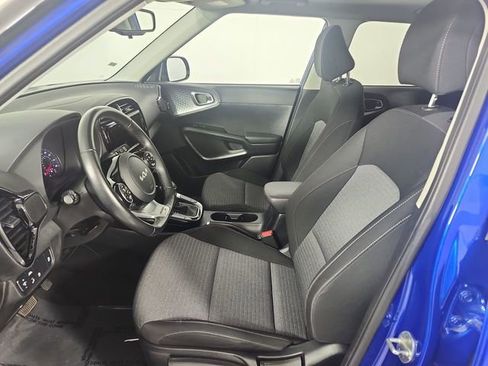 Used 2022 Kia Soul GT-Line FWD image 19